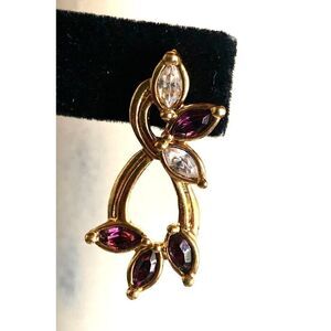 Beautiful Vintage Avon Purple Rhinestone Pierced earrings, Gold tone, Stamped